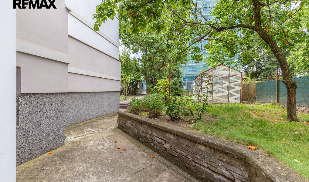 Prodej domu 314 m² s pozemkem 635 m², Praha – náhled fotky 5