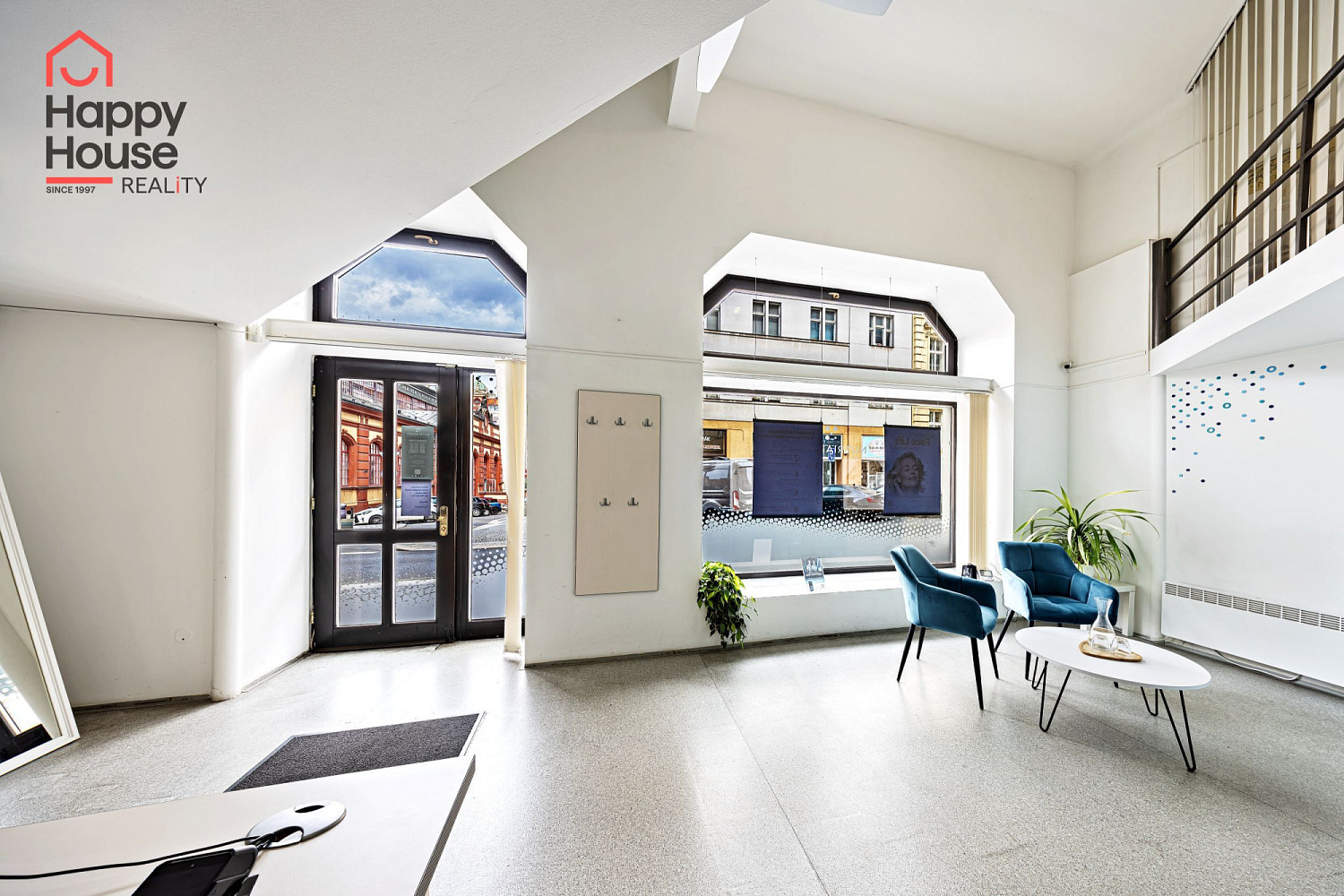 Pronájem obchodních prostor 110 m²
