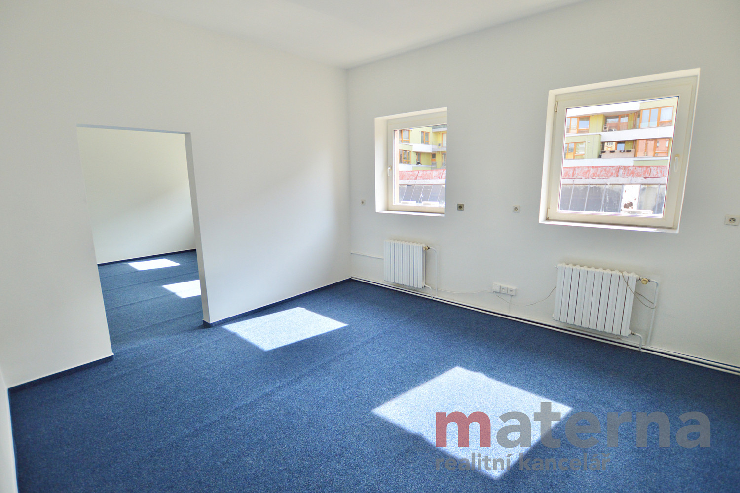 Pronájem kanceláře 32 m² – fotografie 2