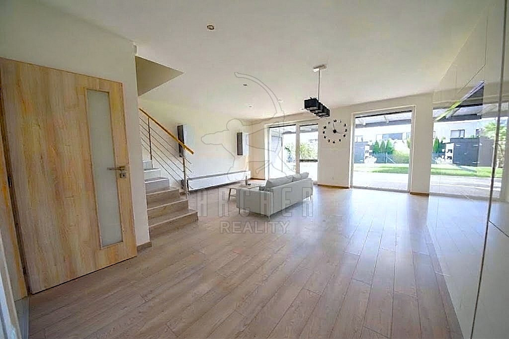 Prodej domu 135 m² s pozemkem 238 m²