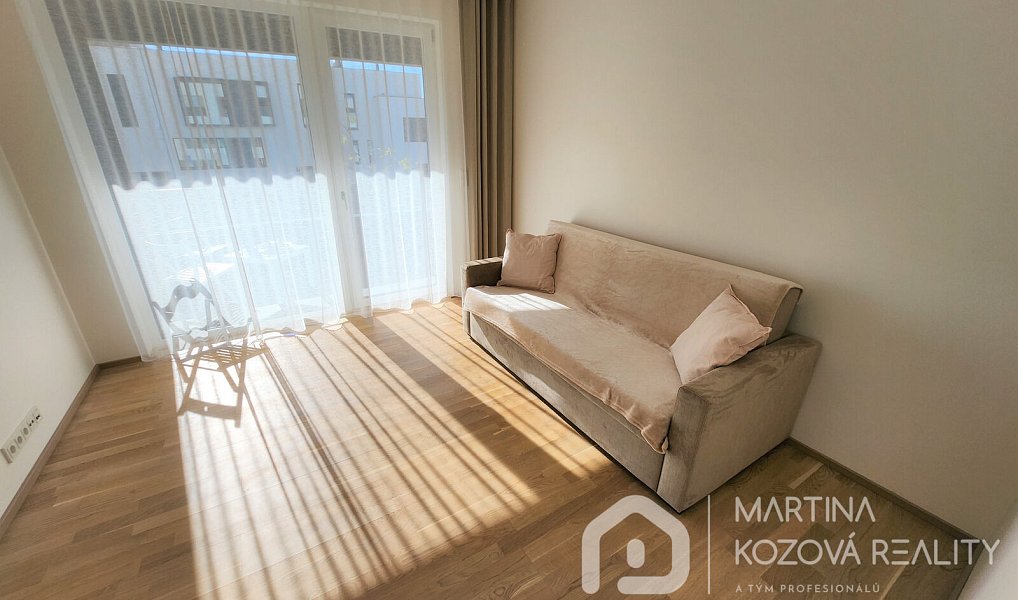 Pronájem bytu 4+kk 120 m², Praha – náhled fotky 15