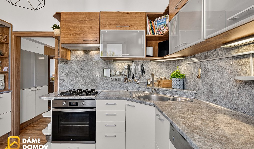 Prodej bytu 3+1 82 m², Zlín – náhled fotky 12