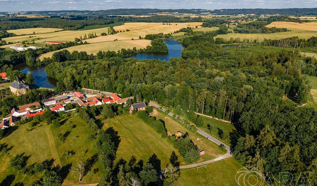 Prodej stavebního pozemku 1 135 m², Dírná – náhled fotky 11
