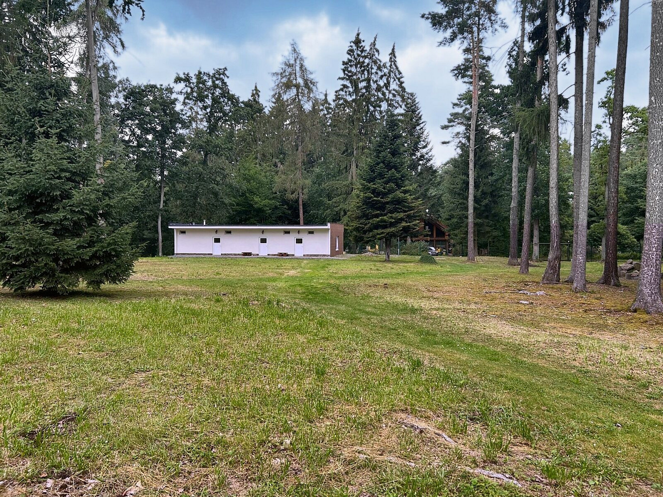 Prodej stavebního pozemku 8 498 m² – fotografie 5