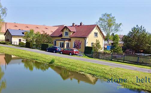 Prodej domu 250 m² s pozemkem 3 894 m², Třebeň, okres Cheb