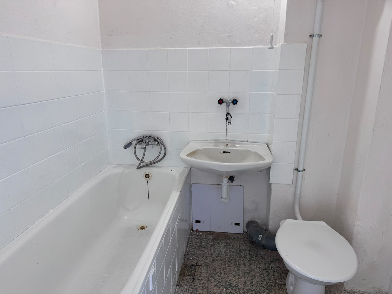 Prodej bytu 1+kk 33 m² – fotografie 2