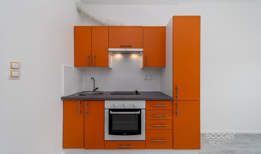 Prodej bytu 1+kk 33 m², Praha – náhled fotky 4