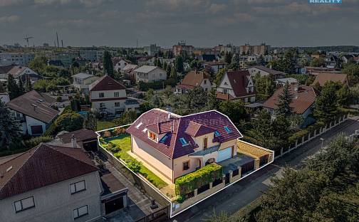 Prodej domu 269 m² s pozemkem 673 m², Kamencová, Praha 9 - Hostavice