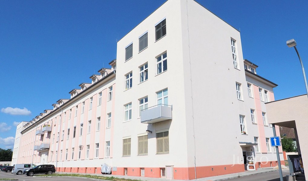 Prodej bytu 4+kk 71 m², Písek – náhled fotky 11