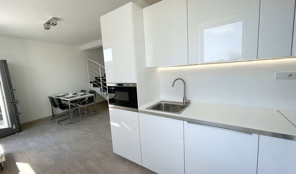 Pronájem bytu 3+kk 95 m², Uherské Hradiště – náhled fotky 11