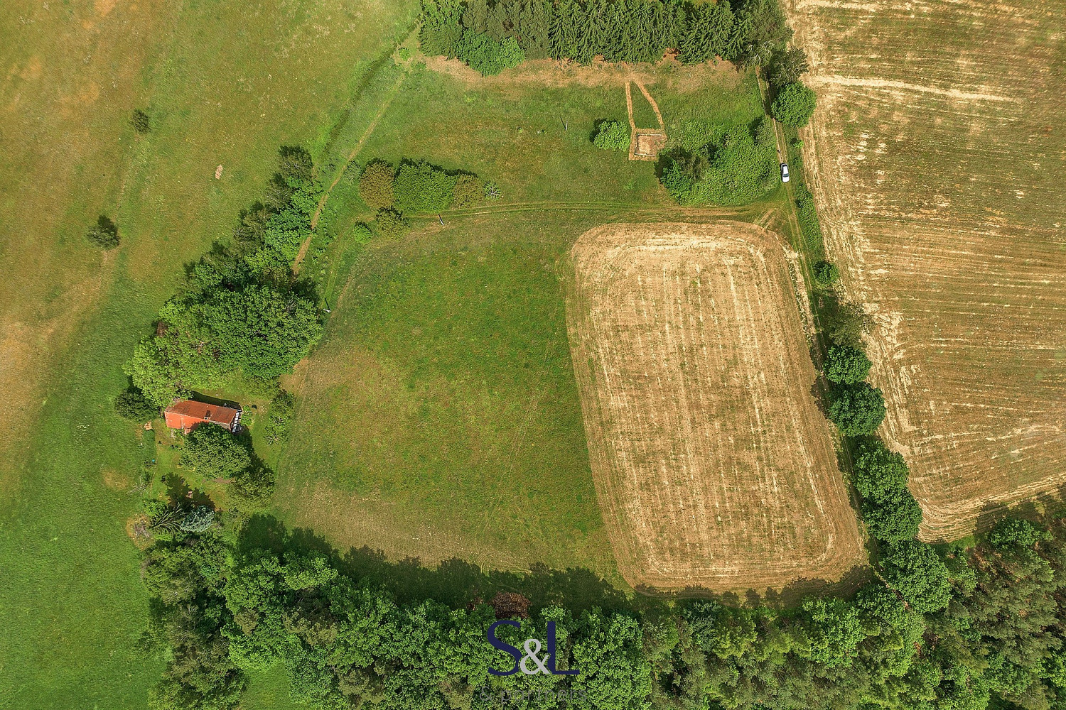 Prodej stavebního pozemku 3 160 m² – fotografie 3