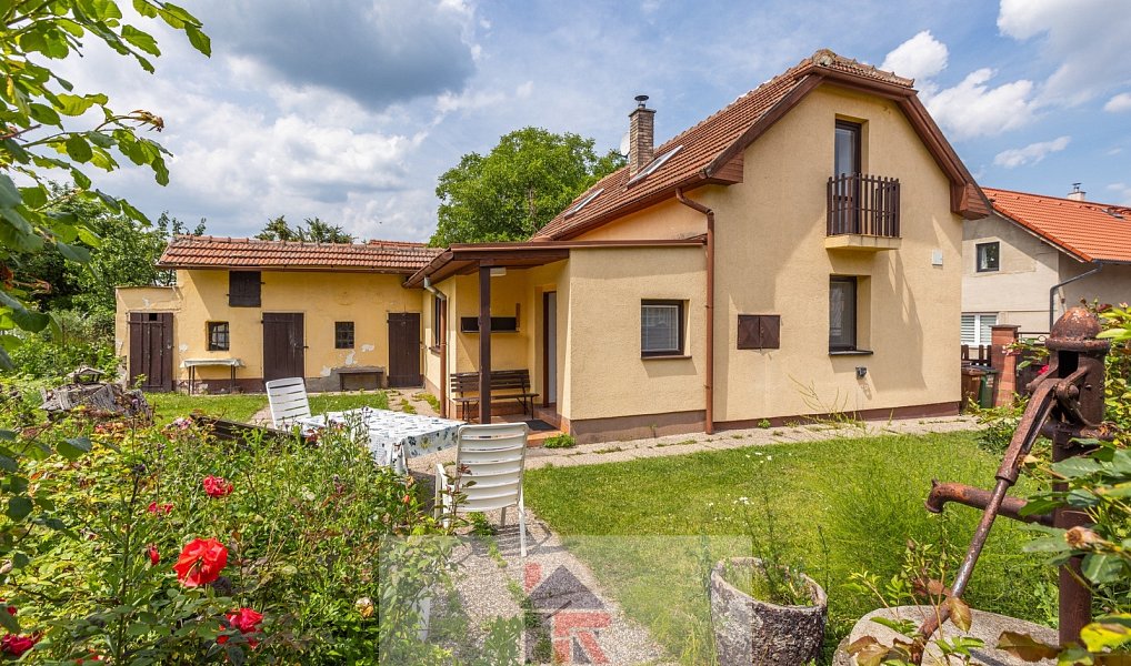 Prodej domu 130 m² s pozemkem 812 m², Kounice – náhled fotky 3
