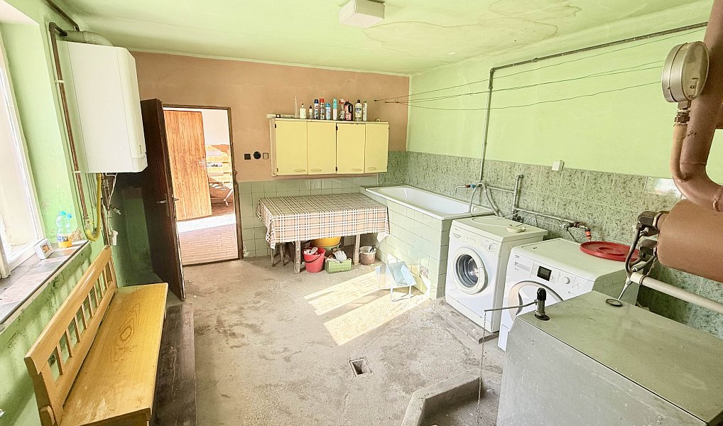 Prodej domu 160 m² s pozemkem 1 044 m², Rataje – náhled fotky 35