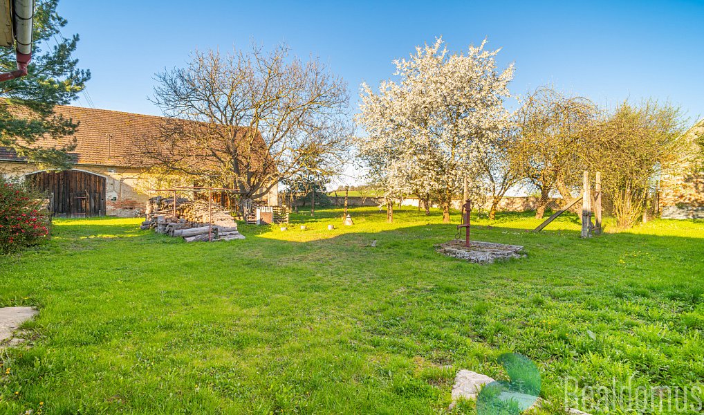 Prodej zemědělského objektu 232 m², Krašlovice – náhled fotky 3