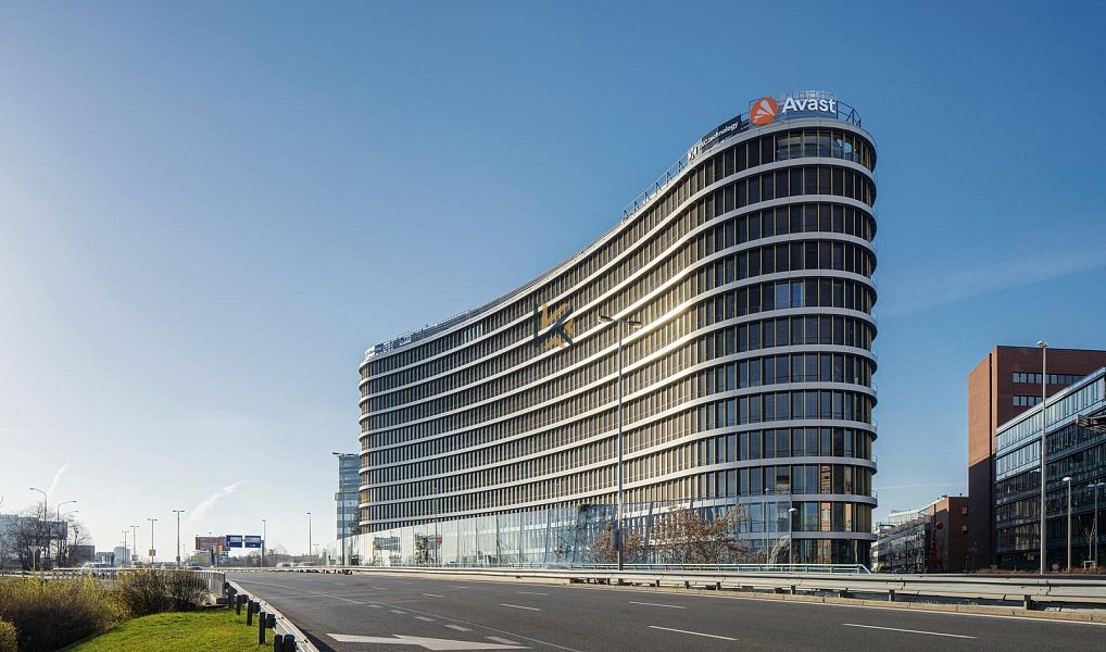 Pronájem komerčního prostoru, 929 m², Praha