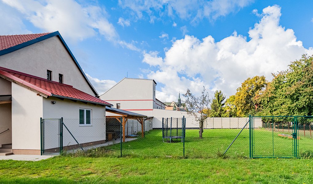 Prodej domu 700 m² s pozemkem 4 338 m², Chlumec nad Cidlinou – náhled fotky 16