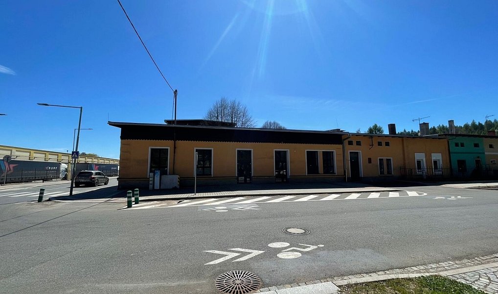 Pronájem obchodních prostor 356 m², Hronov – náhled fotky 24