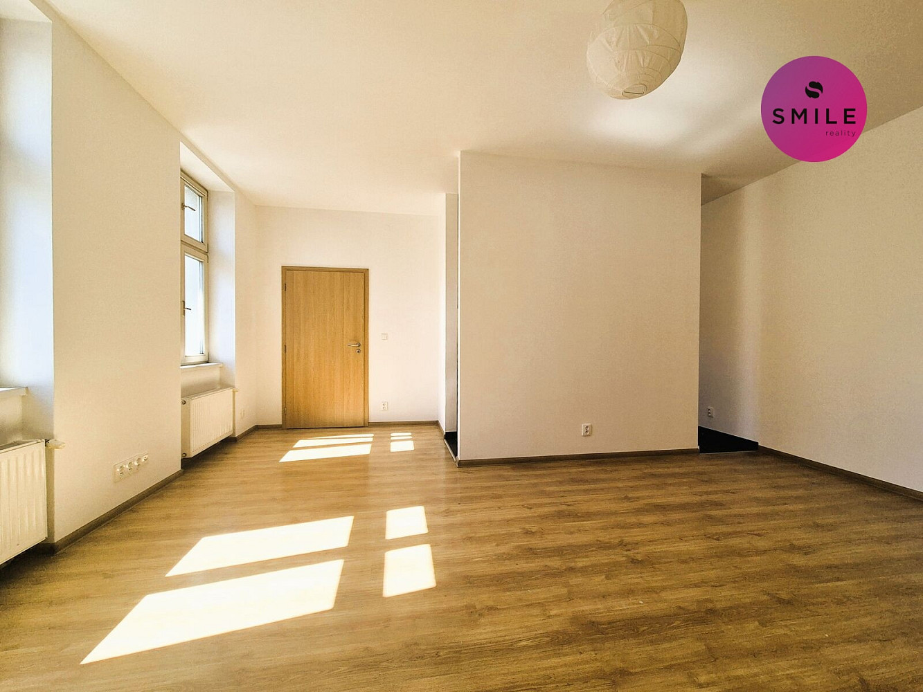 Pronájem bytu 4+kk 101 m² – fotografie 3
