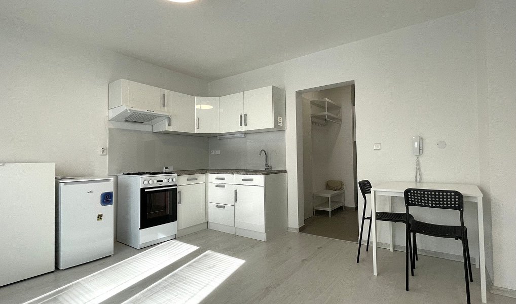 Pronájem bytu 2+kk, 50 m², Česká Lípa