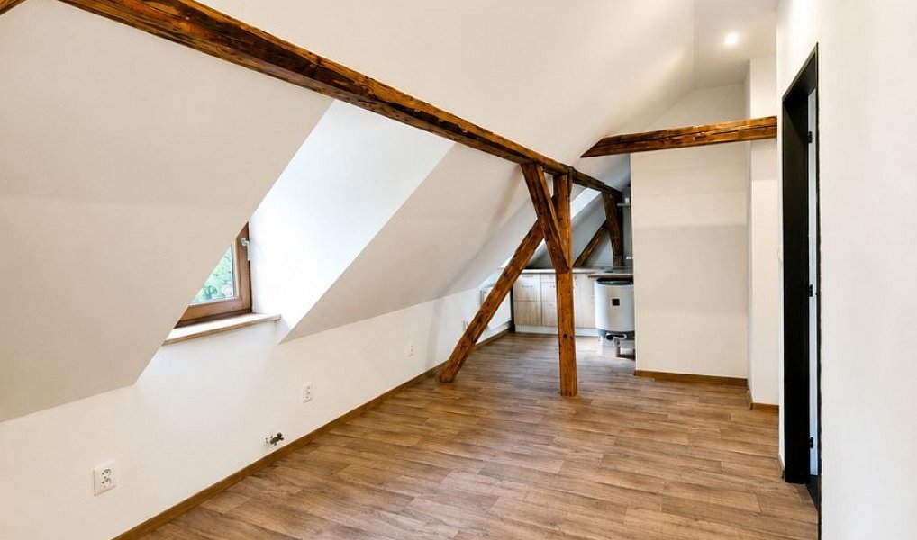 Prodej domu 92 m² s pozemkem 1 544 m², Bernartice – náhled fotky 24