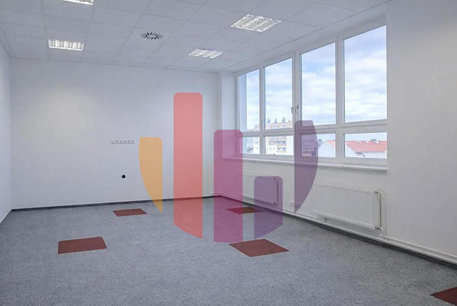 Pronájem kanceláře 368 m² — photo 3