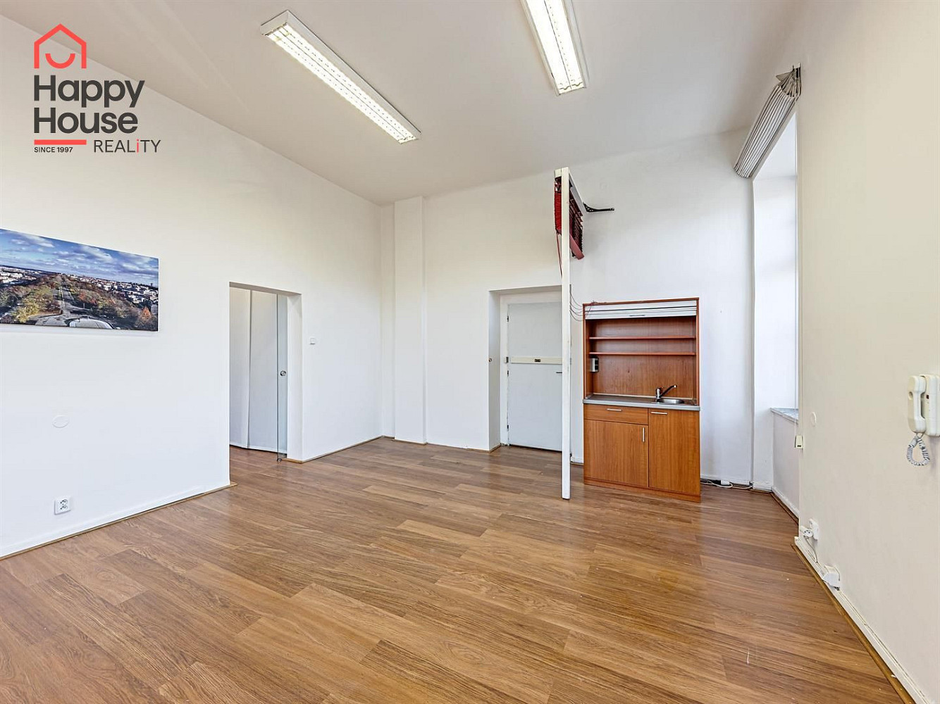 Pronájem kanceláře 47 m² – fotografie 2