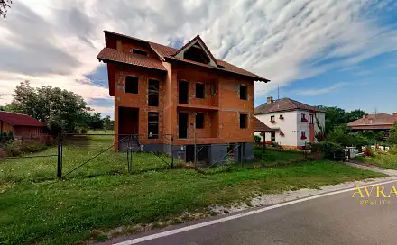 Prodej domu 390 m² s pozemkem 968 m², Jankov, okres České Budějovice