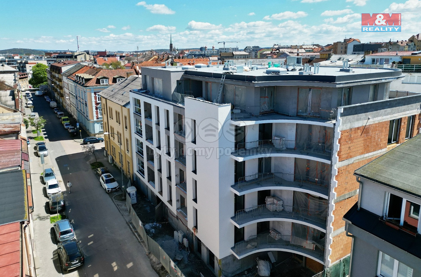 Pronájem garážového stání, 15 m2, plzeň, ul. na jíkalce — photo 2