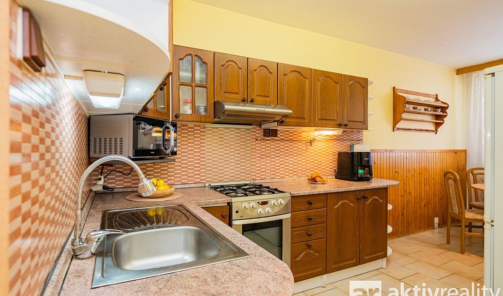 Prodej bytu 3+1 75 m², Praha – náhled fotky 2
