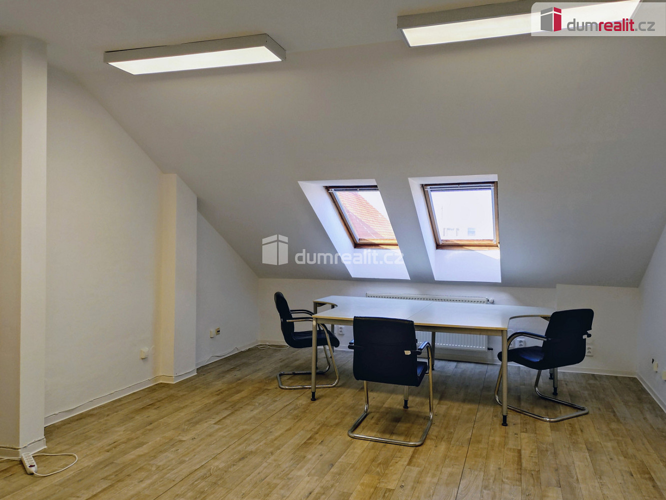Pronájem kanceláře 48 m² — photo 4