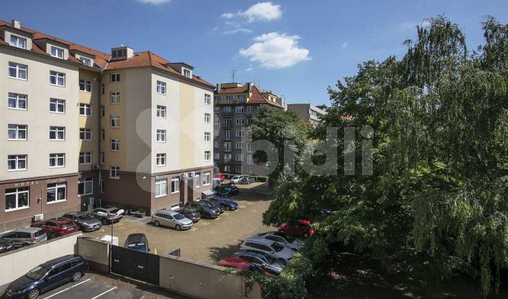 Pronájem kanceláře 39 m², Praha – náhled fotky 5