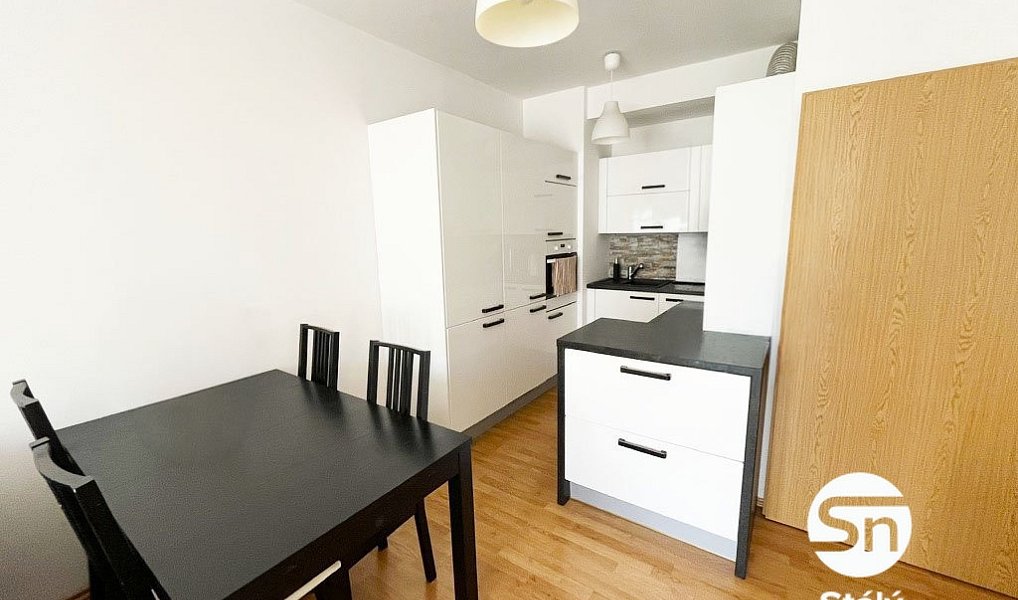 Pronájem bytu 2+kk 47 m², Praha – náhled fotky 3