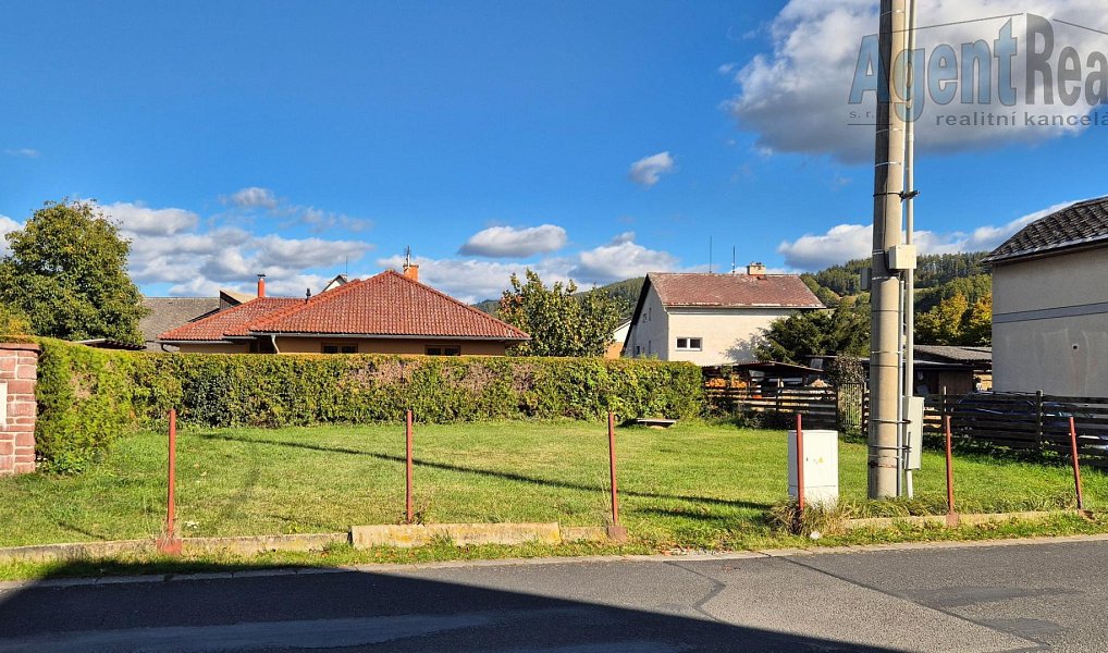 Prodej stavebního pozemku 376 m², Vikýřovice – náhled fotky 3