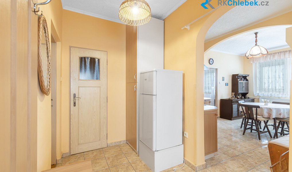 Prodej domu 150 m² s pozemkem 389 m², Velké Hoštice – náhled fotky 4