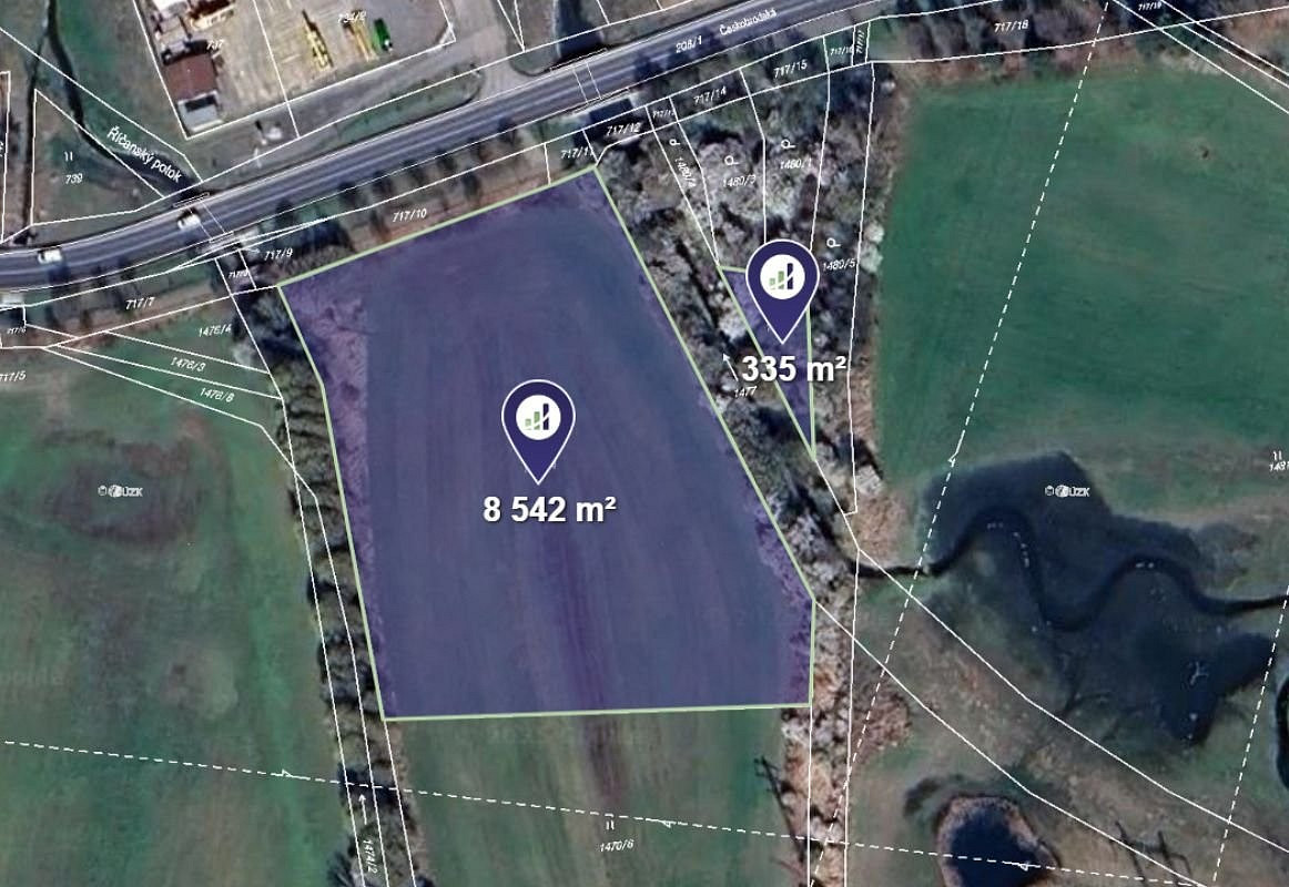 Prodej pole 4 214 m²
