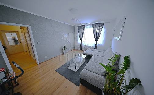 Prodej bytu 2+1 64 m², Krátká, Milovice - Boží Dar, okres Nymburk