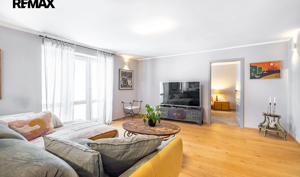 Pronájem bytu 3+kk 82 m², Karlovy Vary – náhled fotky 17