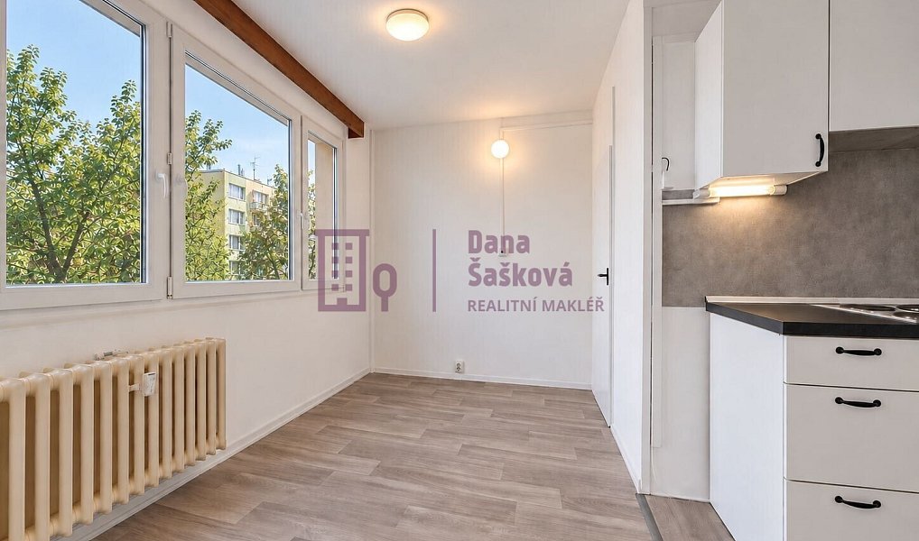 Pronájem bytu 3+1 87 m², Jindřichův Hradec – náhled fotky 6