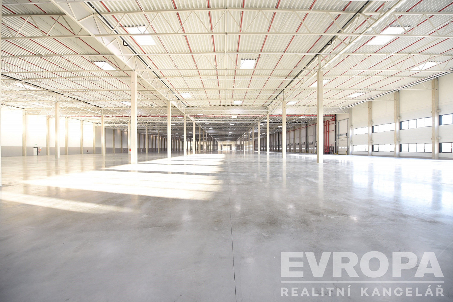 Pronájem skladovacích prostor 14 466 m² – fotografie 3