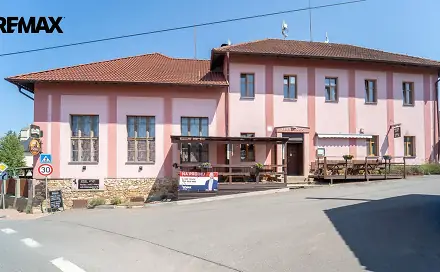 Prodej domu 500 m² s pozemkem 784 m², Zelená Hora, Svinaře, okres Beroun