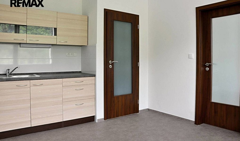 Pronájem bytu 1+1 36 m², Děčín – náhled fotky 2