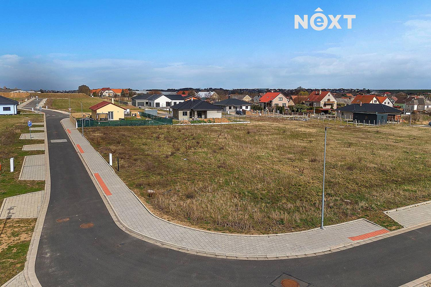 Prodej stavebního pozemku 911 m² – pohled 6