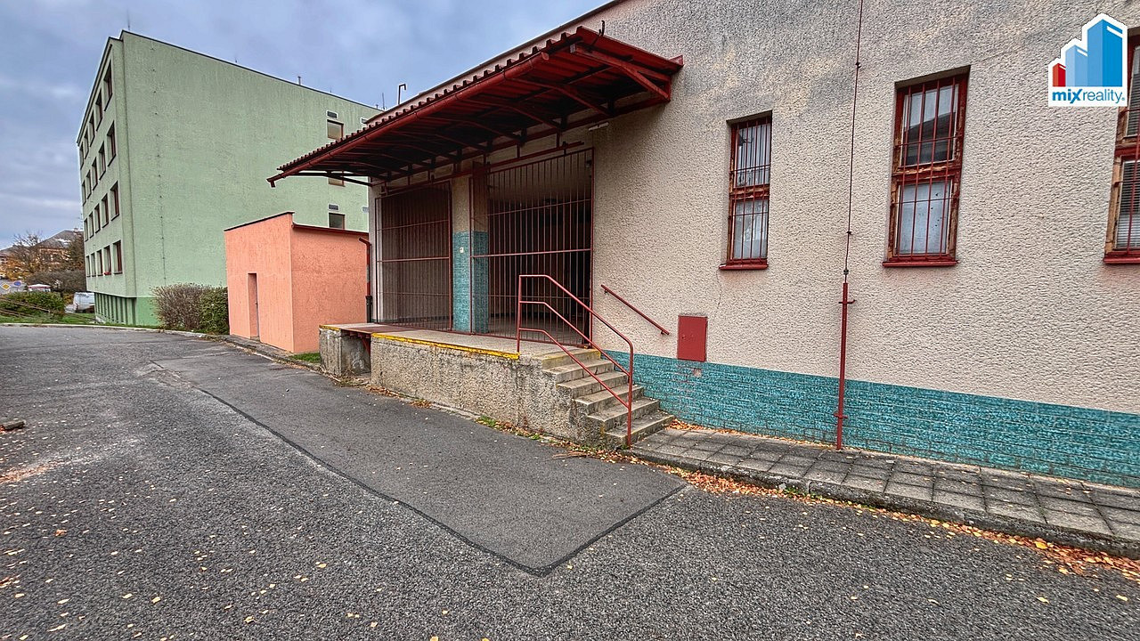 Pronájem obchodních prostor 430 m² — photo 4
