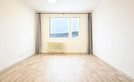 Pronájem bytu 2+kk 42 m², Holešická, Chomutov