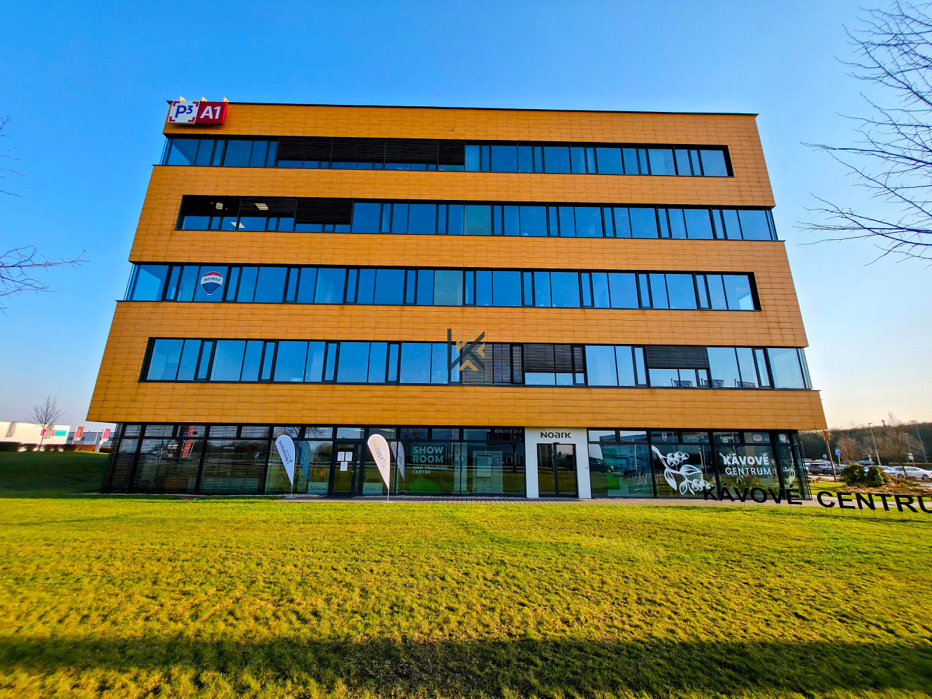 Pronájem obchodních prostor 152 m² – fotografie 4