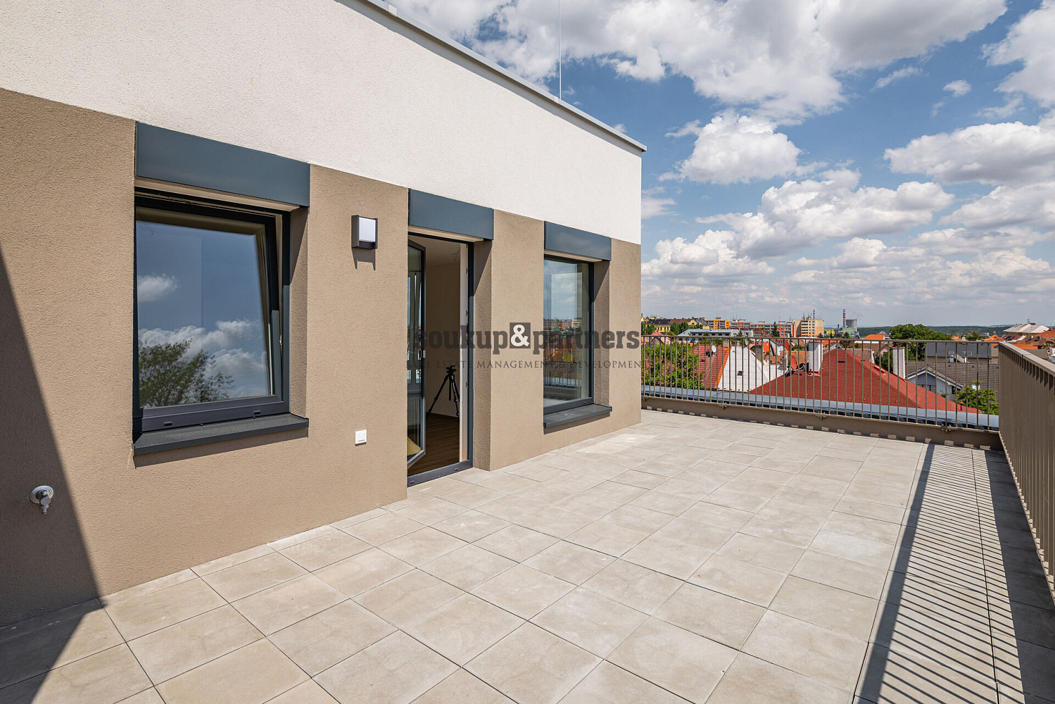 3 rooms, 84.0 m² in Kladno