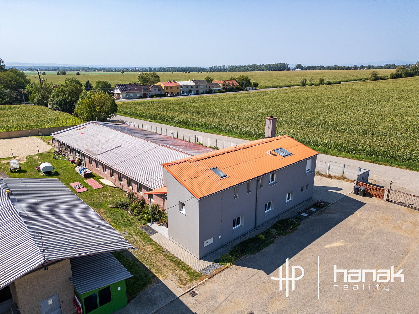 Prodej výrobních prostor 900 m²