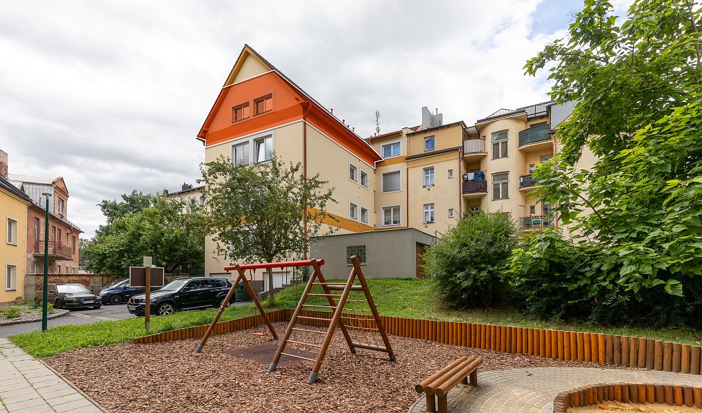 Prodej bytu 3+1 95 m², Opava – náhled fotky 22