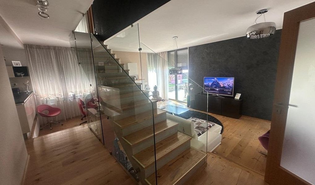 Prodej domu 216 m² s pozemkem 479 m², Praha – náhled fotky 4