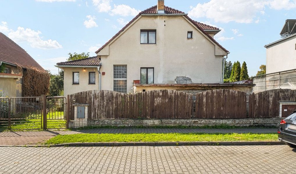 Prodej domu 196 m² s pozemkem 839 m², Praha – náhled fotky 3